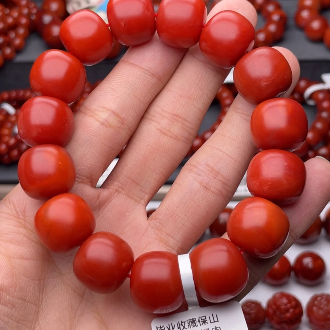 蓝***恒南红玛瑙未镶嵌手串H16保山锦红老型手串