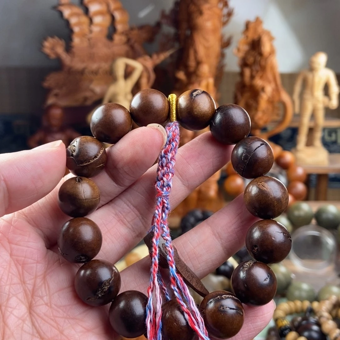 维腊木（绿檀）无事牌玥****缺