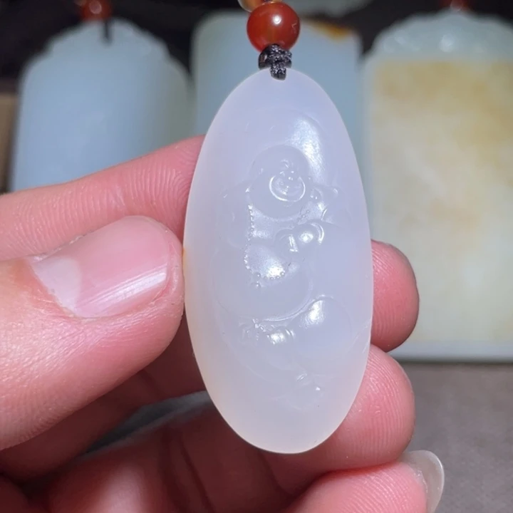 和田玉颈饰未镶嵌