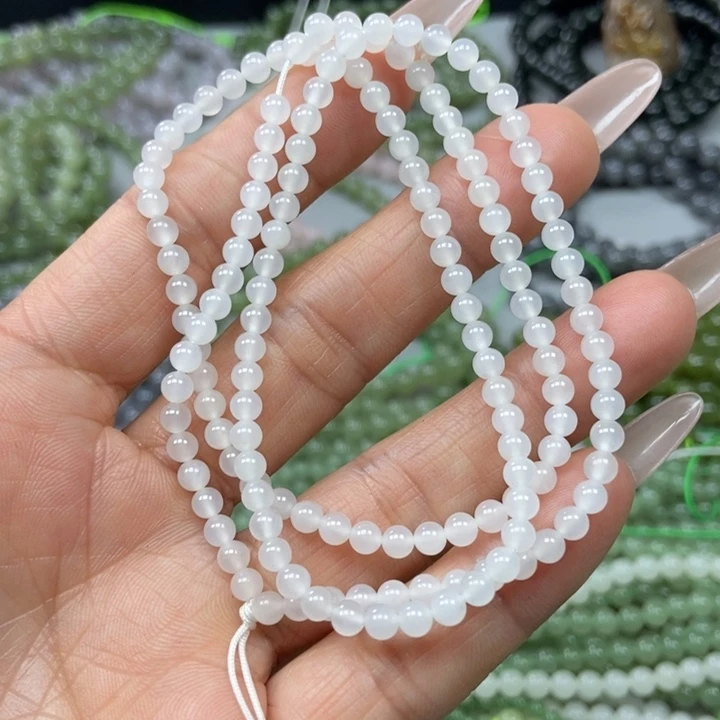 和田玉颈饰未镶嵌4