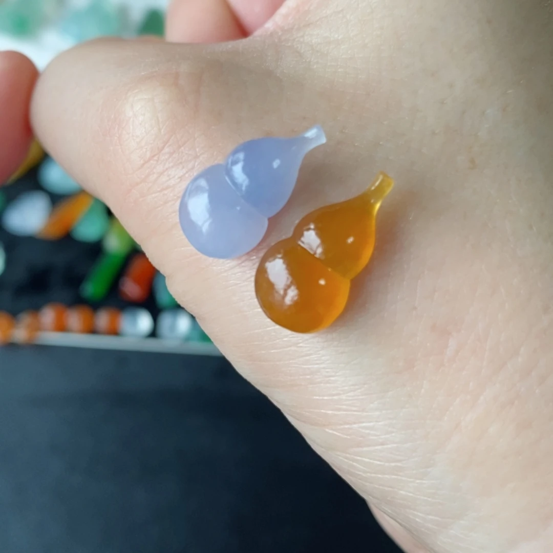 定制翡翠未镶嵌葫芦