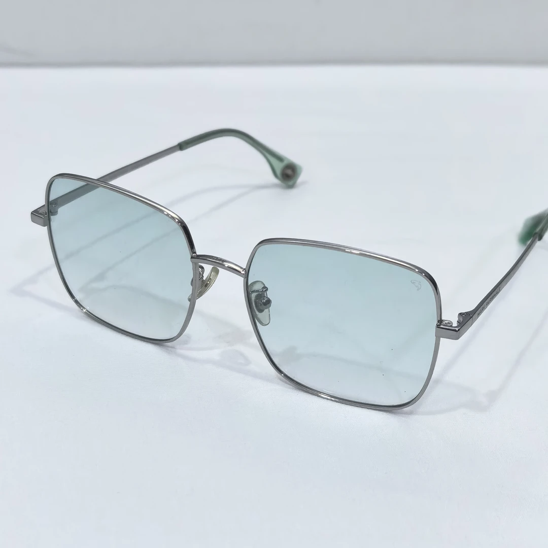 福利区-MAR-高颜值超轻高级感绿色遮阳墨镜