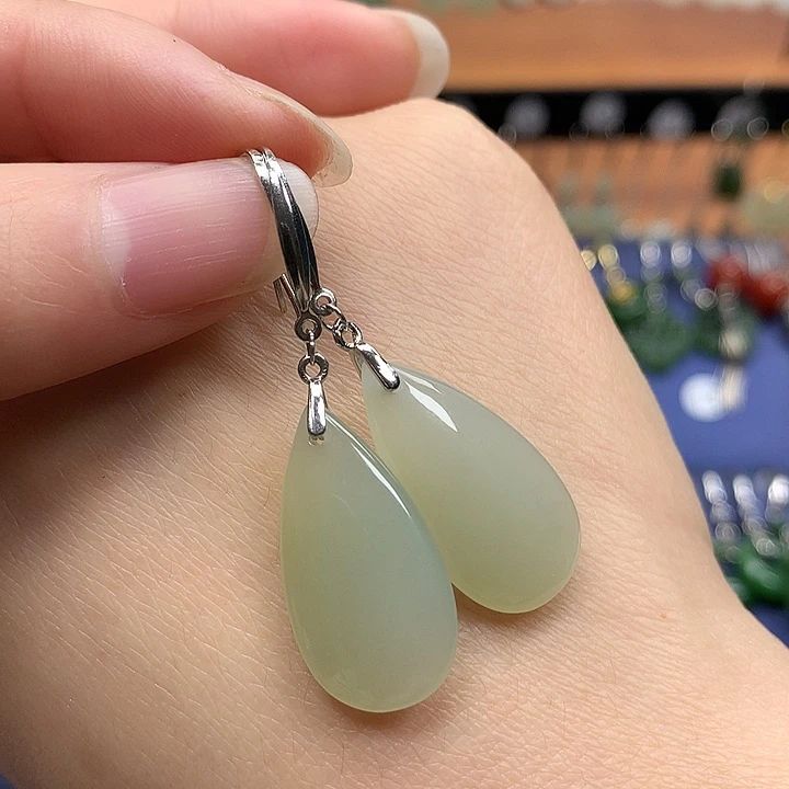 和田玉银S925镶嵌耳饰水滴24.5左右