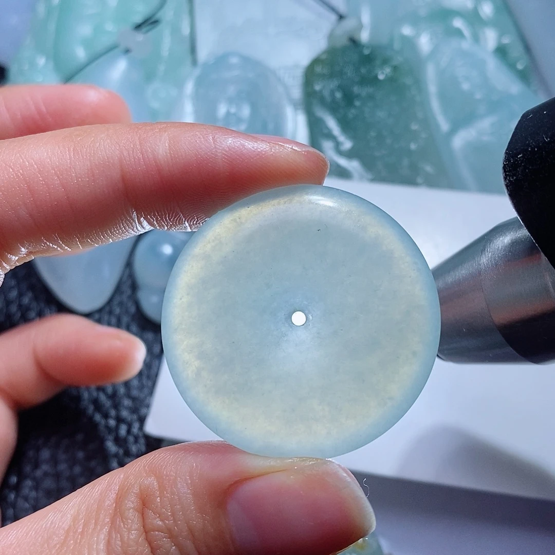 定制翡翠未镶嵌毛货付款后确认抛光