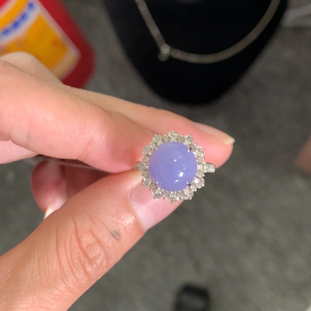 18K金镶嵌戒指翡翠翡翠
