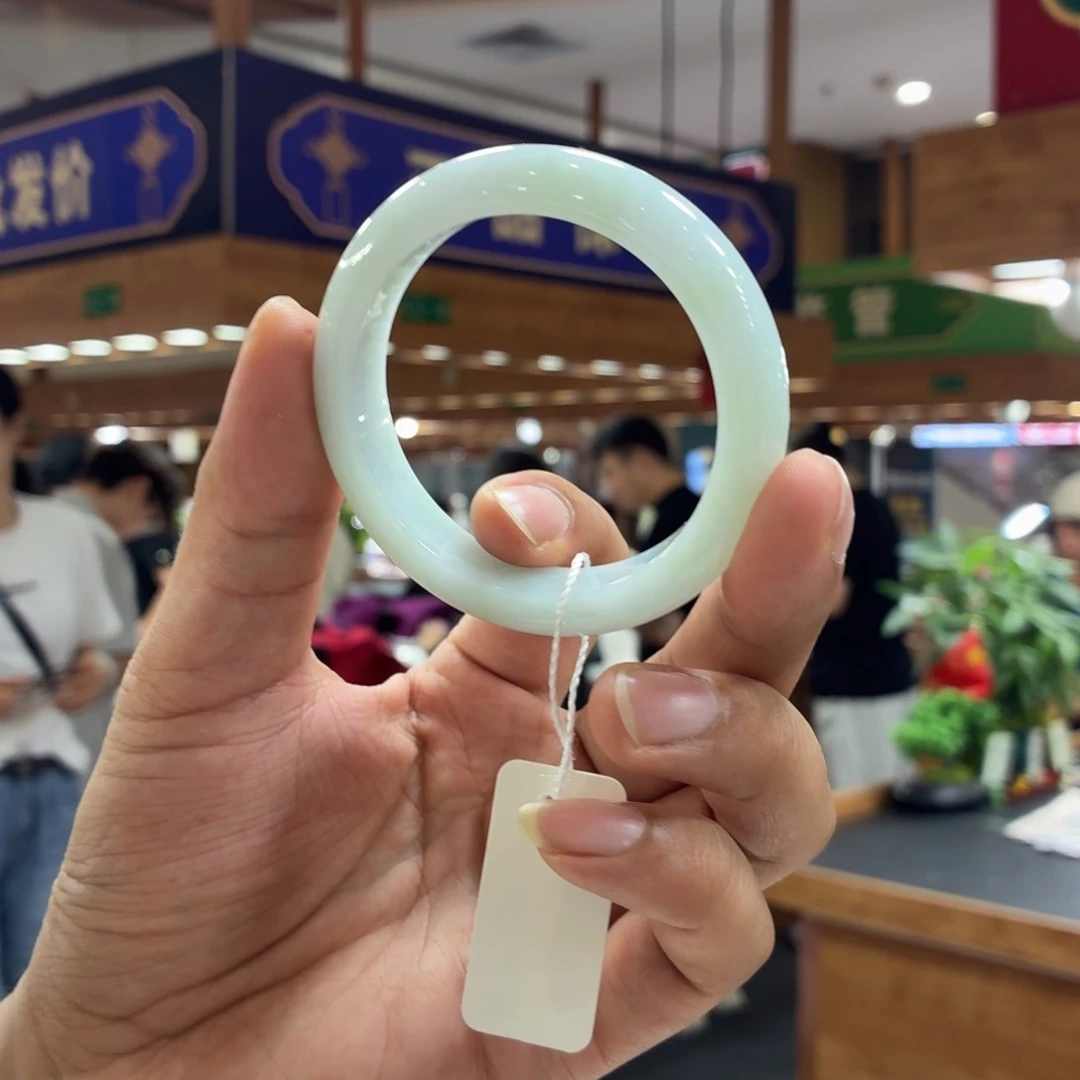 翡翠未镶嵌手镯手镯