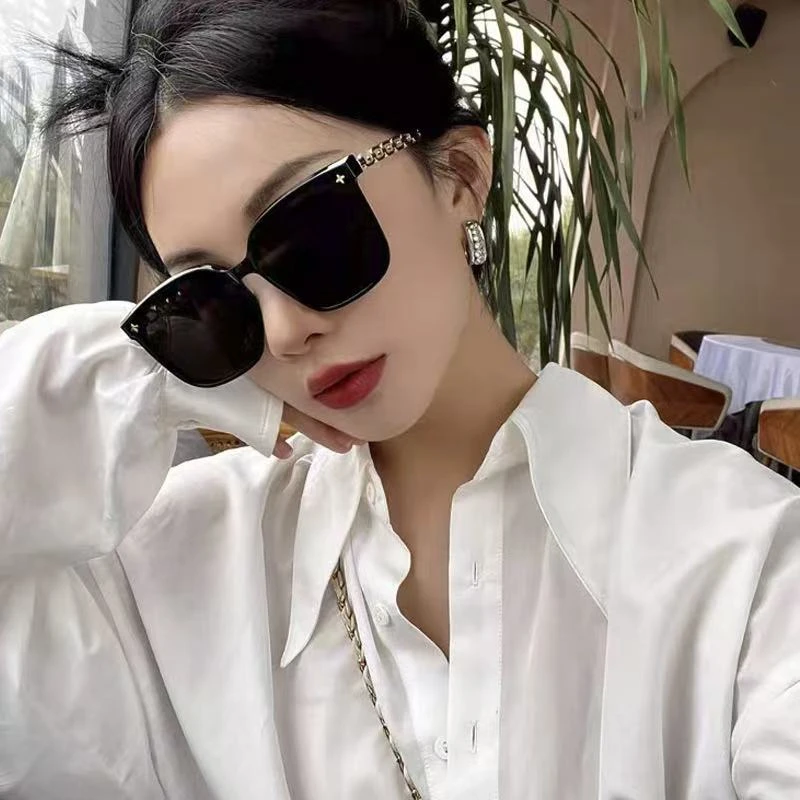 复古感显脸小偏光镜太阳镜防紫外线遮阳猫眼眼镜女黑色墨镜方框