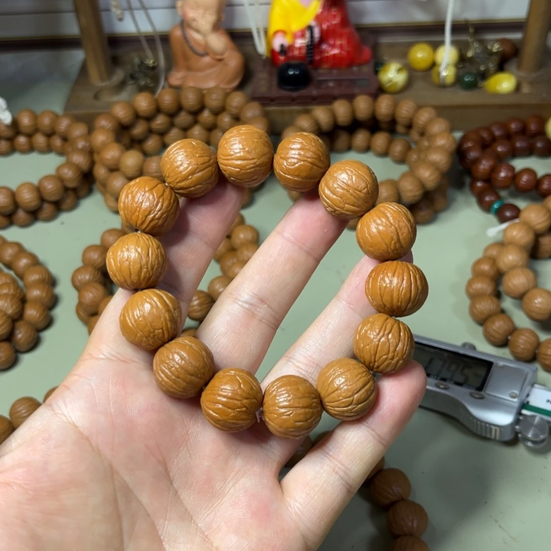 猴头核桃吊坠三维同尺18聚宝盆