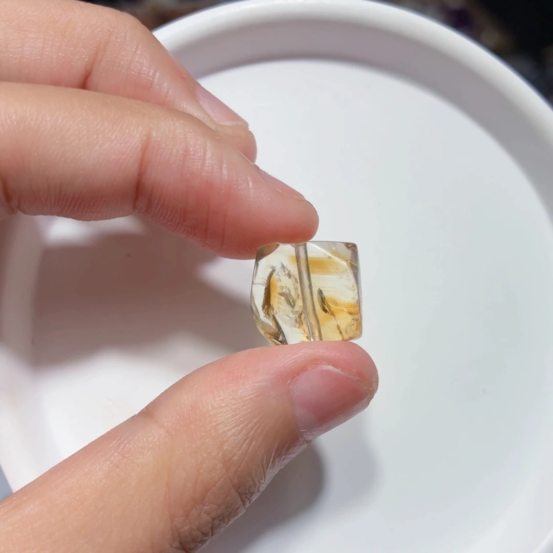珠宝半成品水晶未镶嵌福利