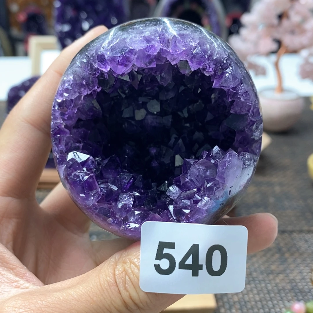 紫晶未镶嵌大型摆件（非配饰）