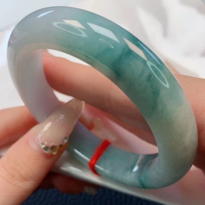 【闪购商品】翡翠手镯未镶嵌56圈