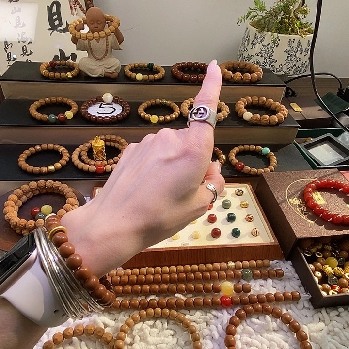 手串文玩核桃冒****彤猴头