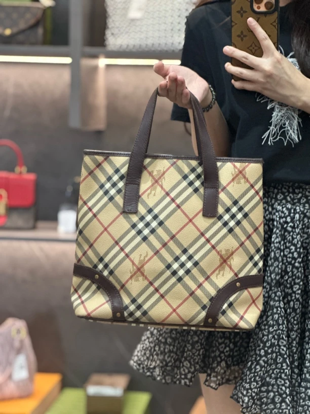 95新 BURBERRY/博柏利 巴宝莉/Burberry/单肩/sk699