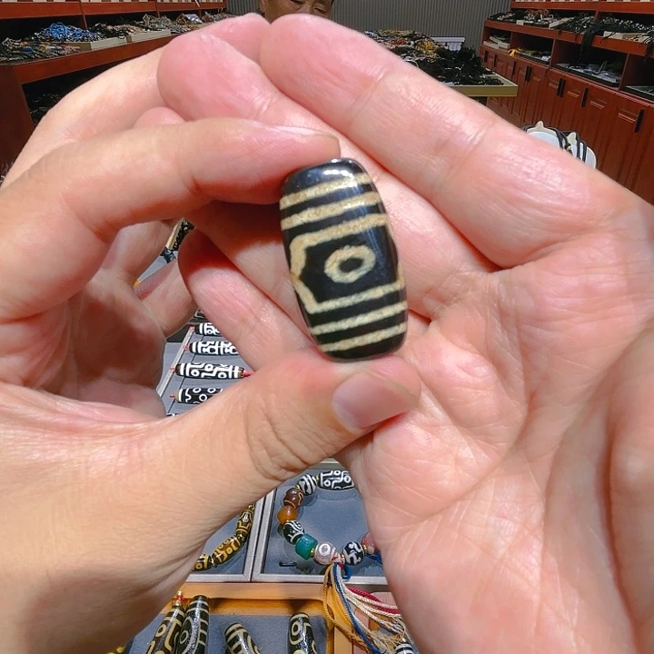 未镶嵌玛瑙/玉髓珠宝奇石