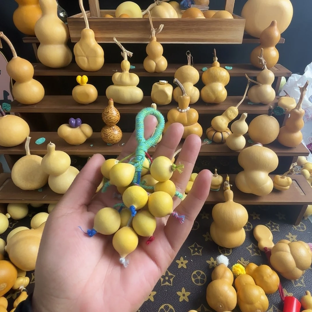 石***师不用急哈就能来拿东西给她啦