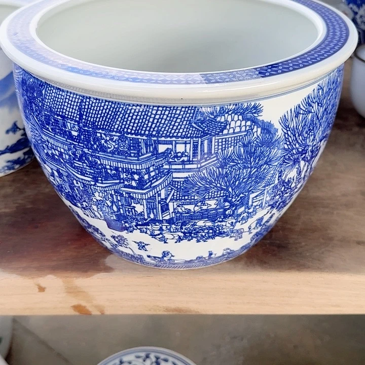 瓷片直径30厘米高度20厘米…………