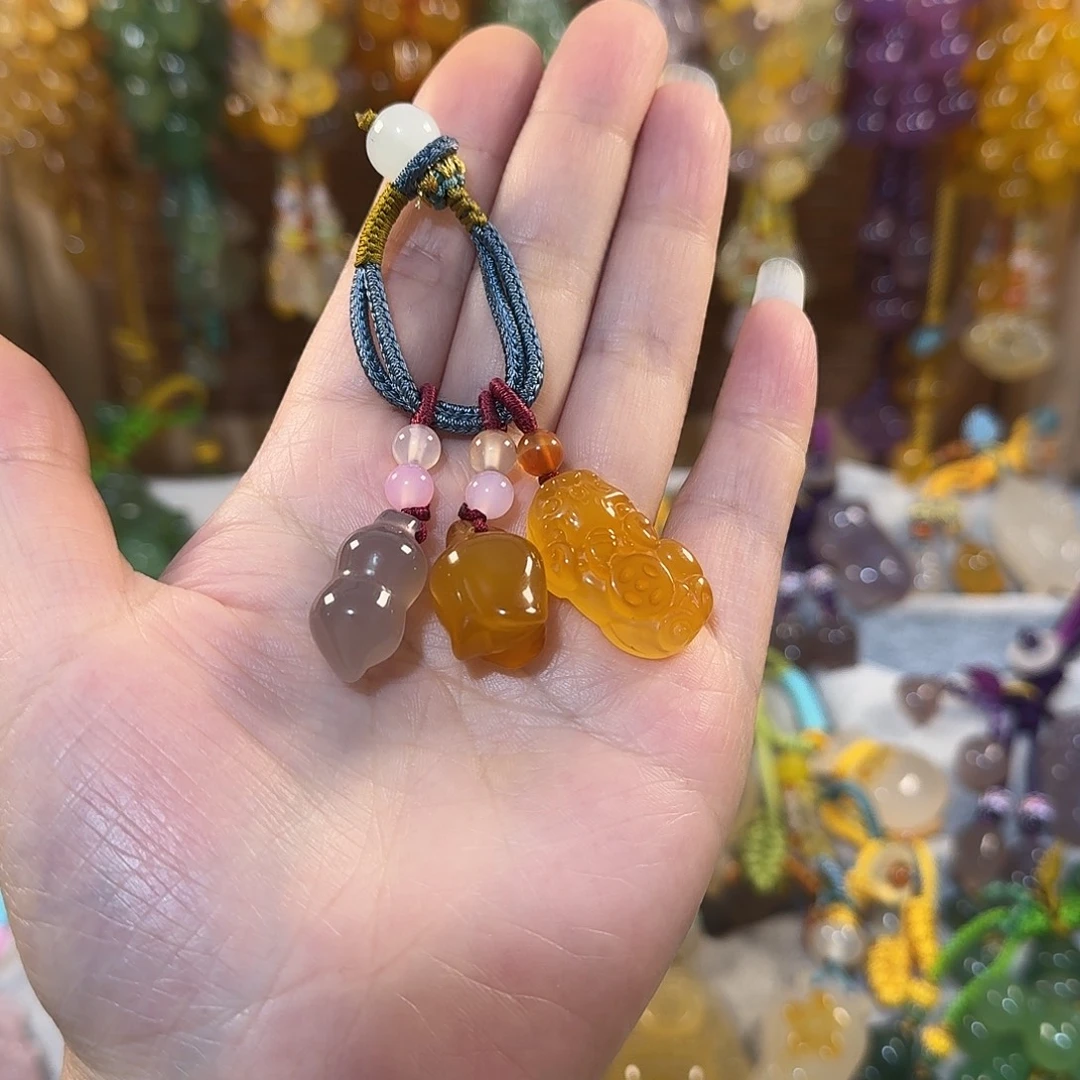 半***冰玛瑙/玉髓未镶嵌福利款通货料子带有包容点新疆西藏不包邮