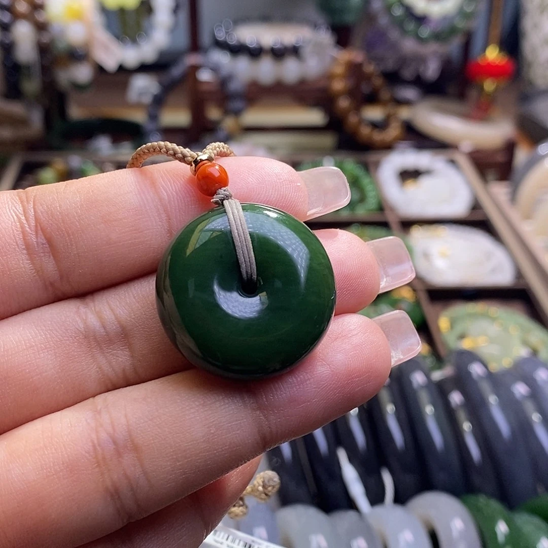 颈饰未镶嵌和田玉碧玉老矿料高冰菠菜绿平安扣