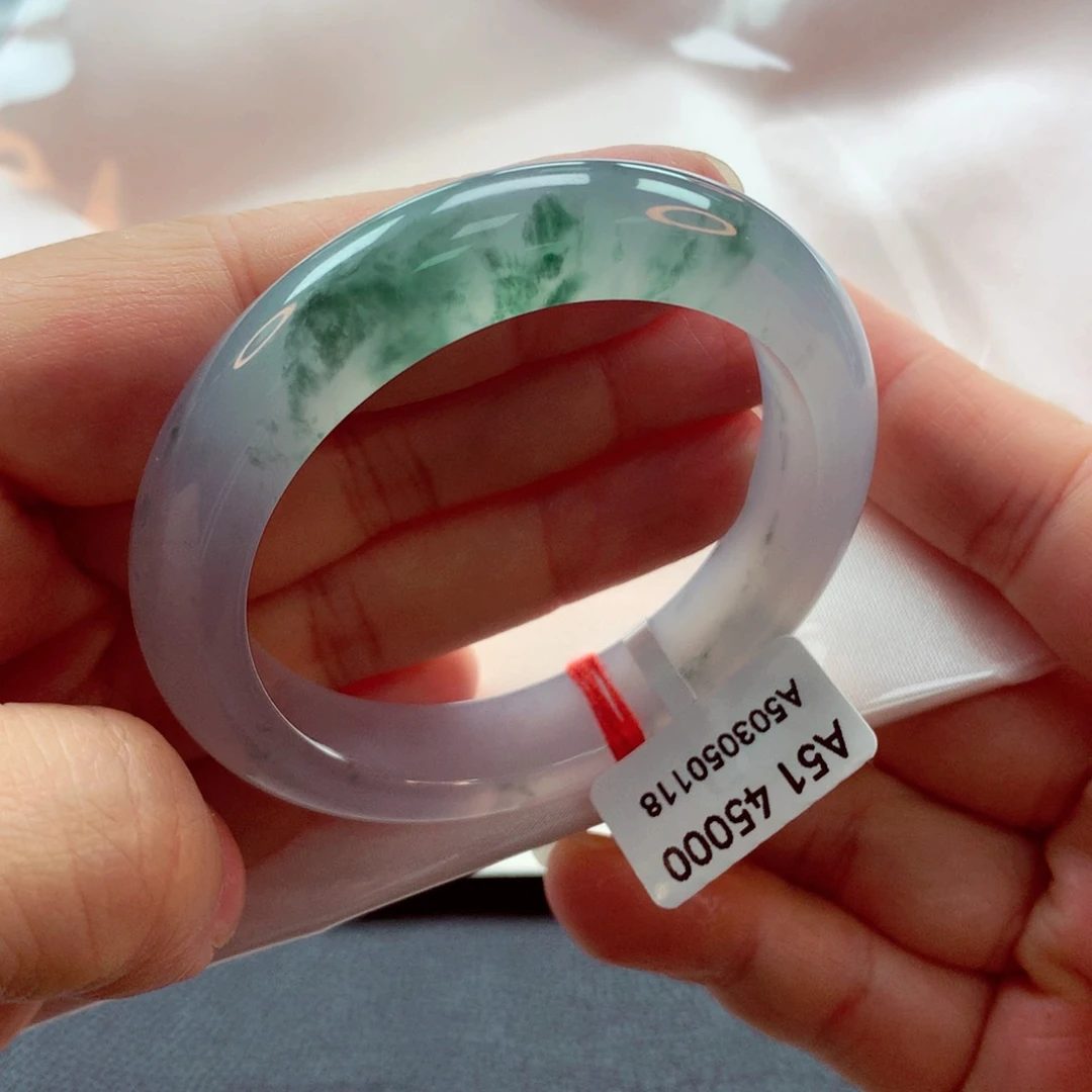 翡翠手镯未镶嵌手镯51