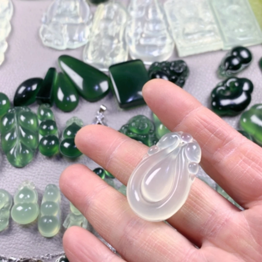 【闪购商品】蛇纹石玉岫玉未镶嵌