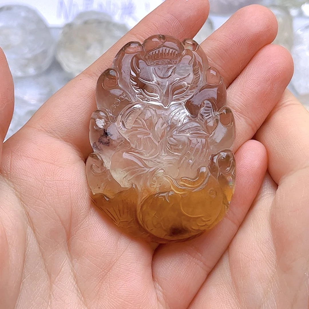 水晶颈饰未镶嵌花*?黄兔毛