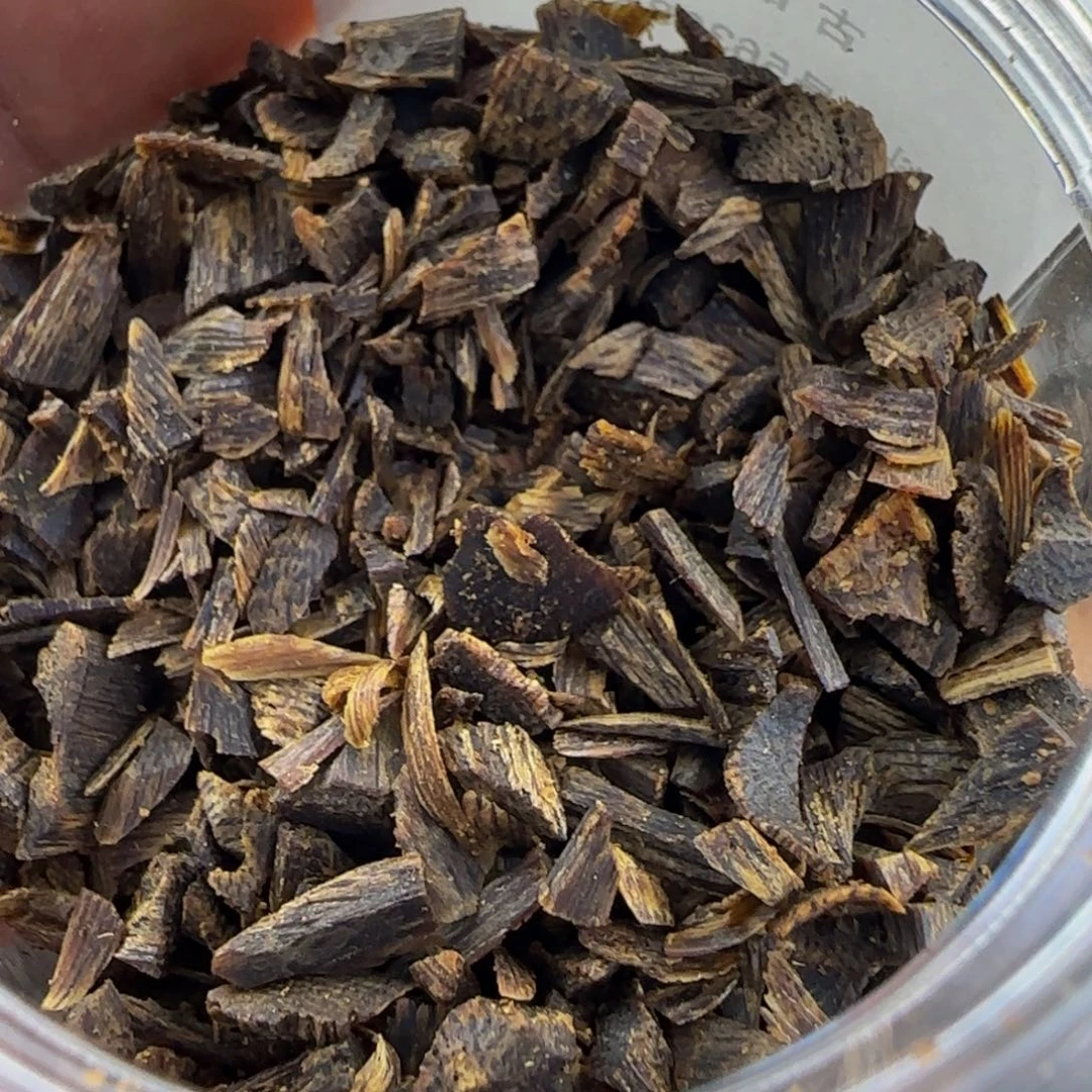 沉香手把件树丁高端碎料