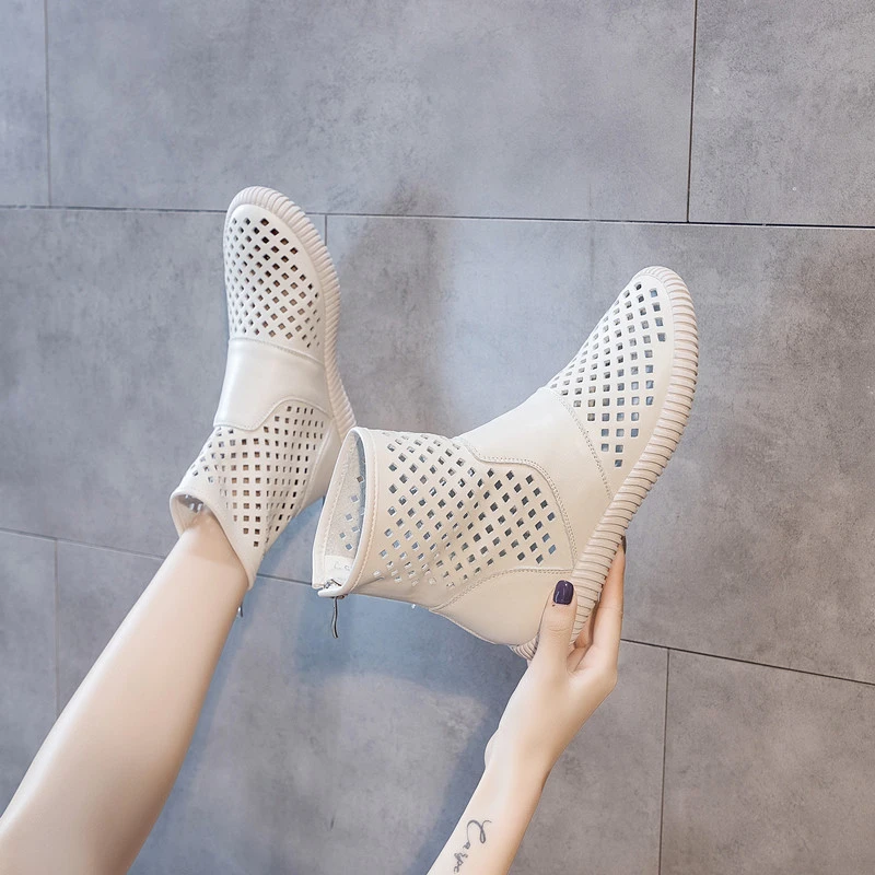 显脚小港风高帮凉靴女新款洞洞凉鞋平底镂空女鞋真皮凉鞋女夏夏季