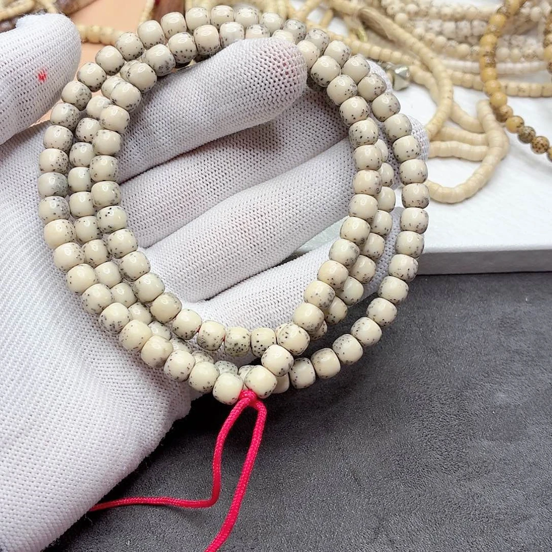 星月菩提吊坠76老型石玉料，河豚，145号