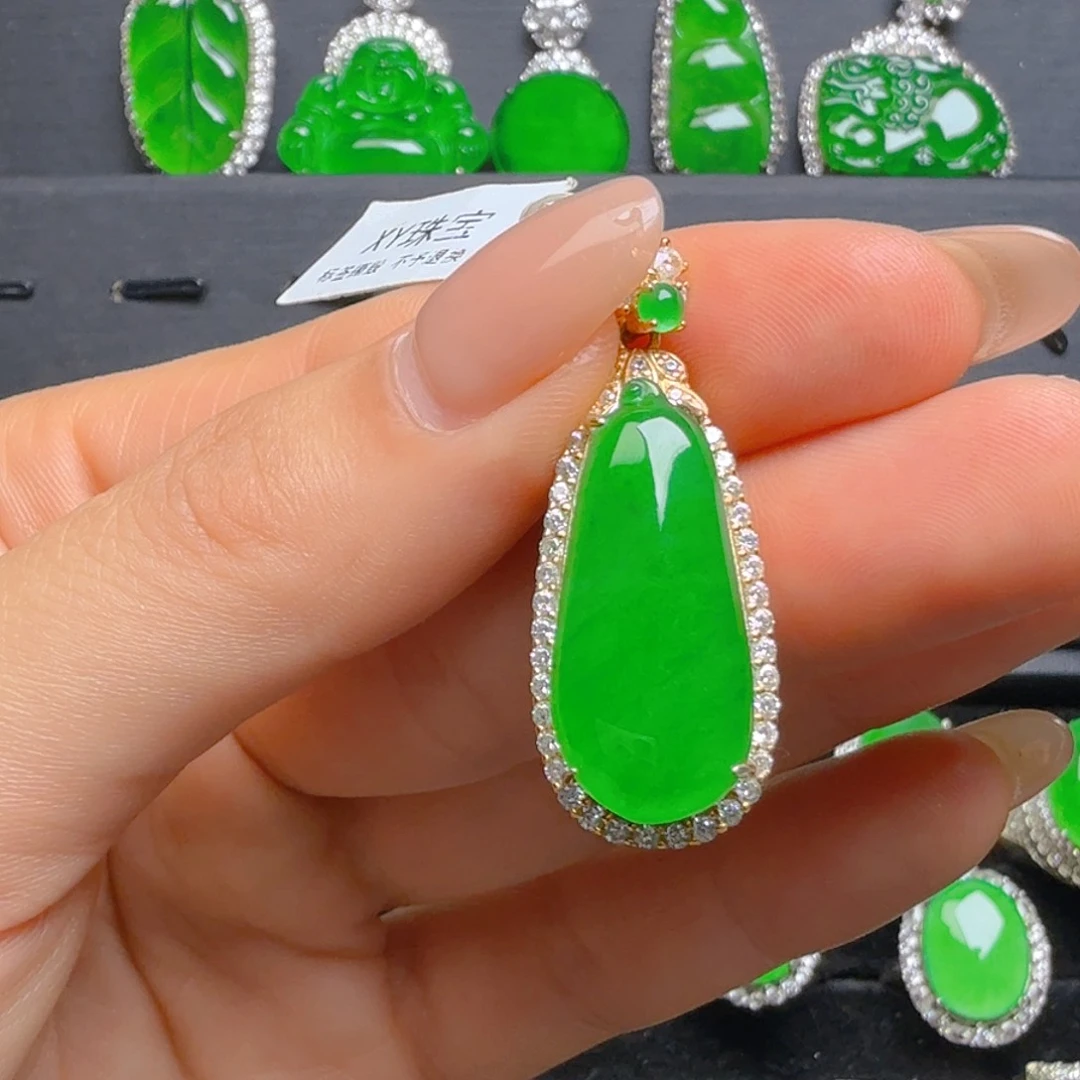 颈饰银S925镶嵌翡翠