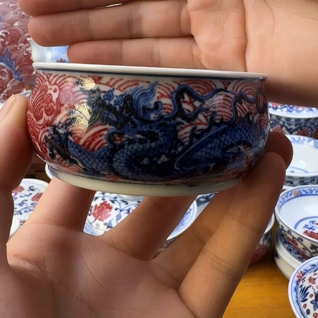 当代釉里红双龙卢氏杯