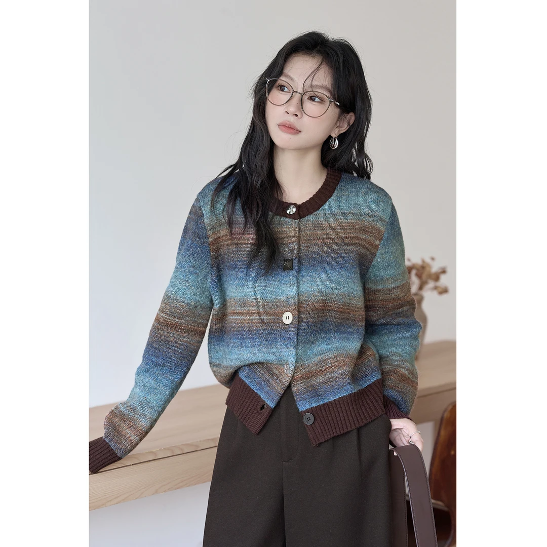 GUIER/桂儿 复古撞色针织衫女2025秋冬小众百搭气质开衫SS6993