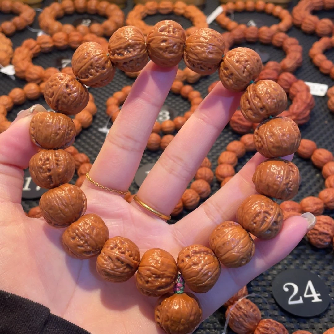 文玩核桃手串元宝手持