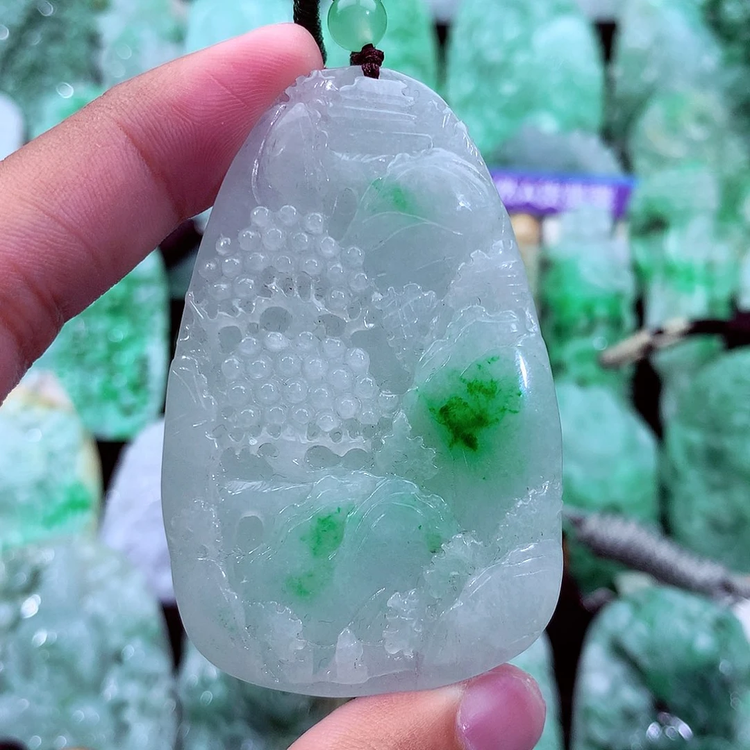 吊坠(不含链)未镶嵌翡翠