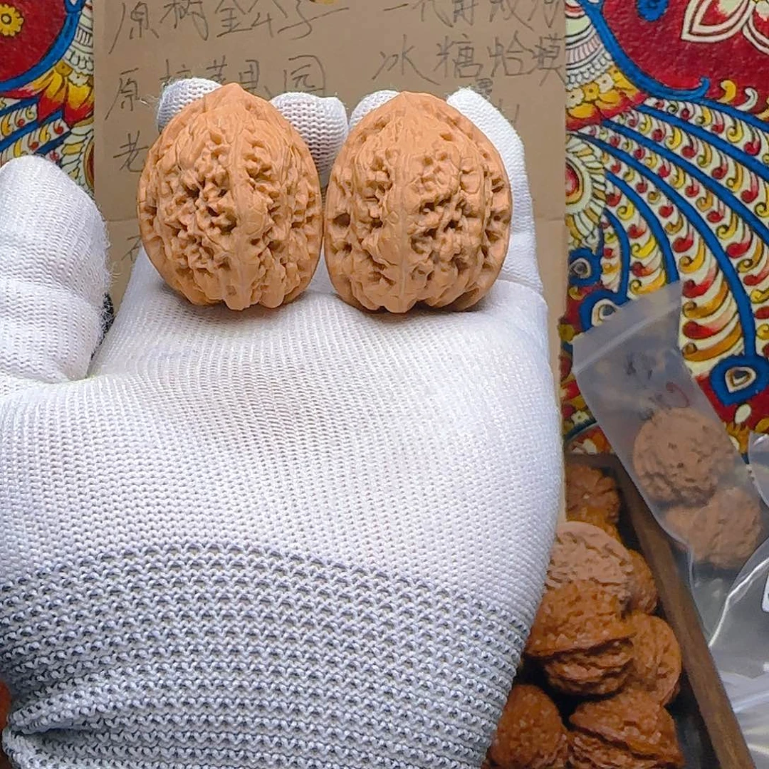 文玩核桃吊坠粗筋蚂蚁王