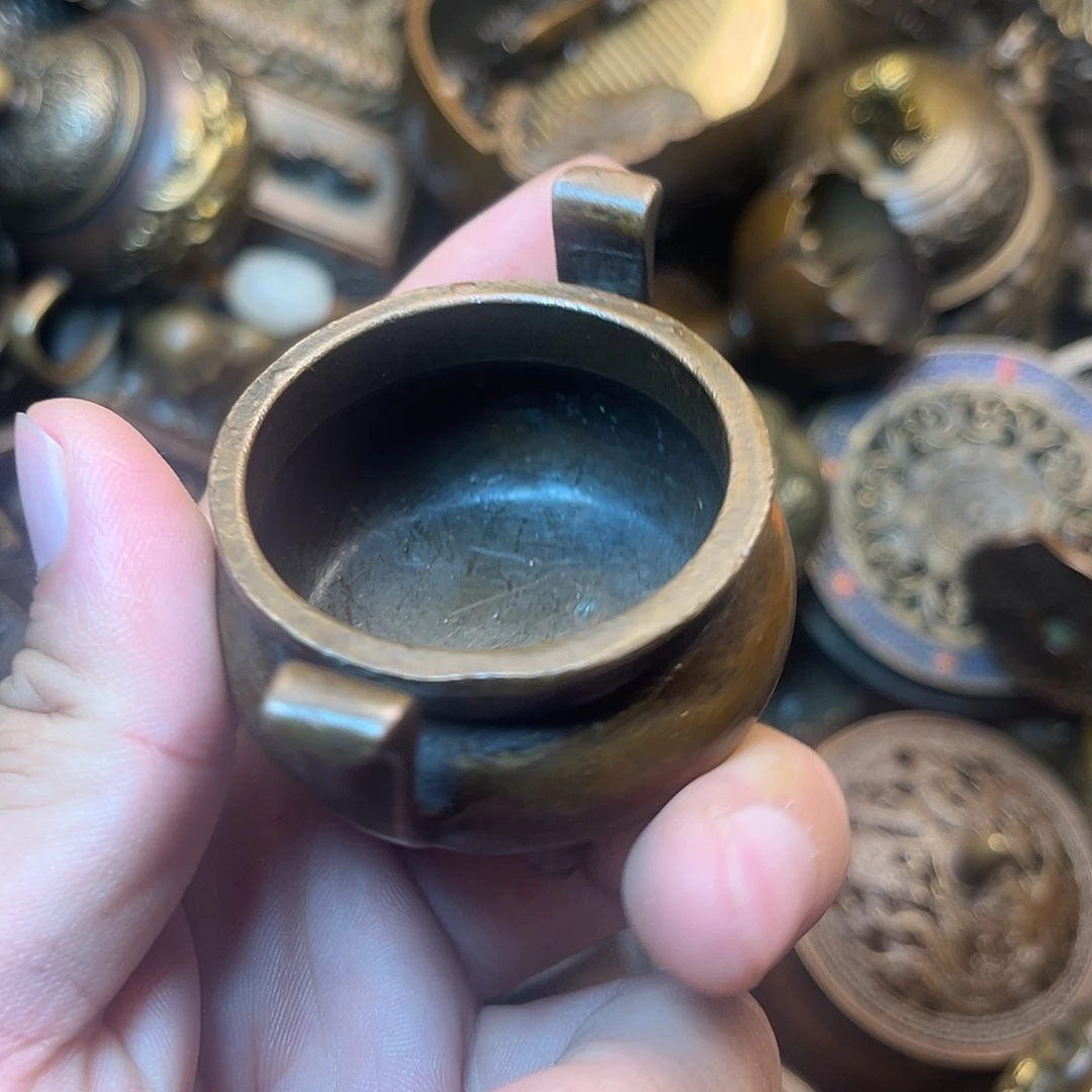 精美铜器工艺品等