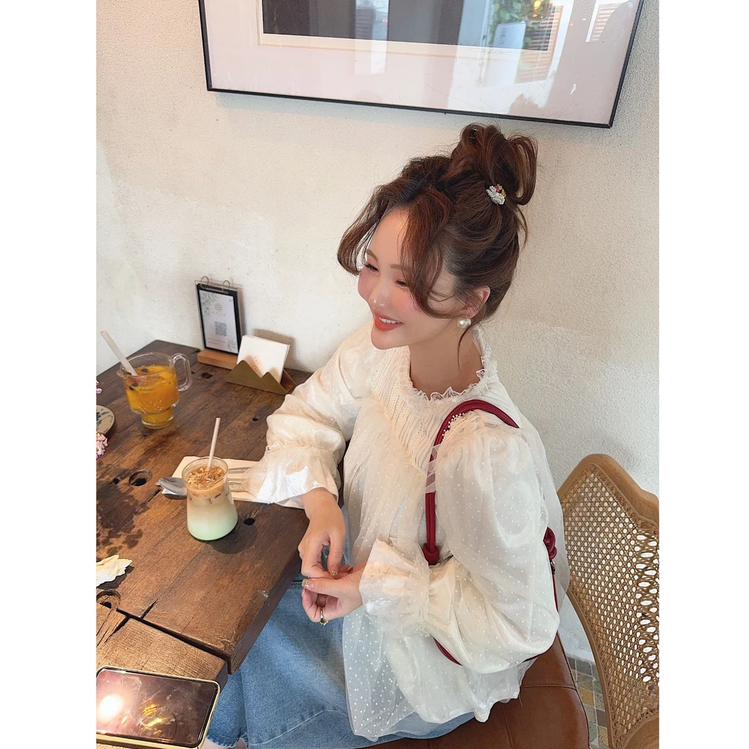 智英欧尼【网纱春秋气质娃娃衬衫网纱时尚韩版蓬蓬衬衫--内衬加绒】