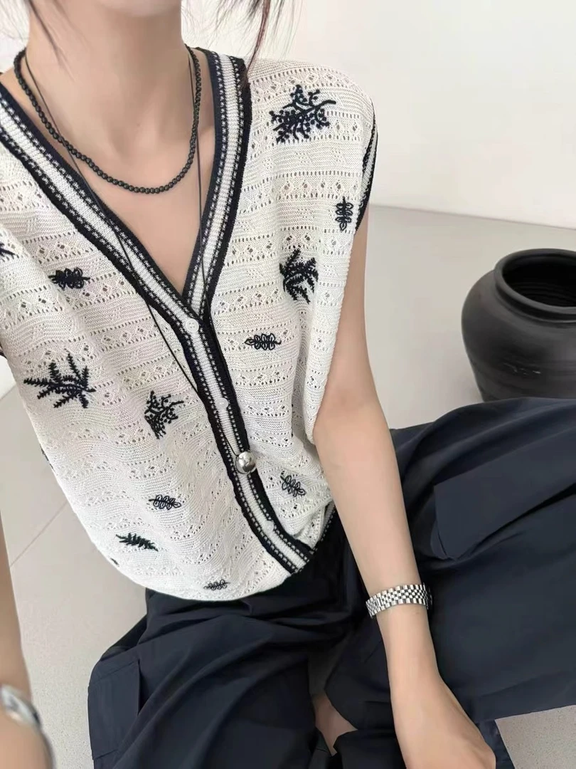 韩系镂空刺绣花朵冰丝亚麻针织开衫女无袖2025夏季时尚百搭薄上衣