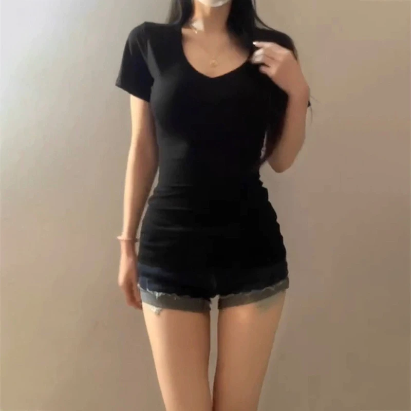 黑色V领收腰正肩短袖t恤女夏季新款修身辣妹美式高腰上衣设计通勤
