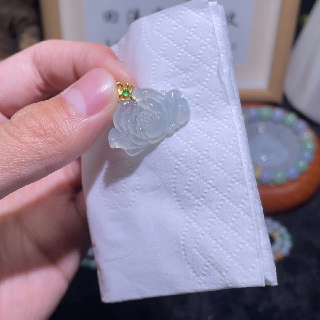 定制翡翠18K金镶嵌吊坠