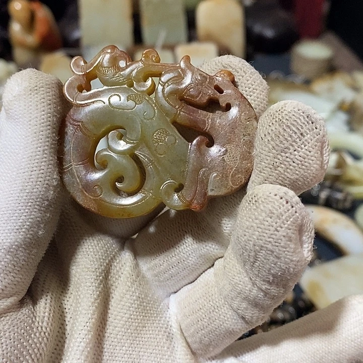 和田玉（糖玉）未镶嵌颈饰