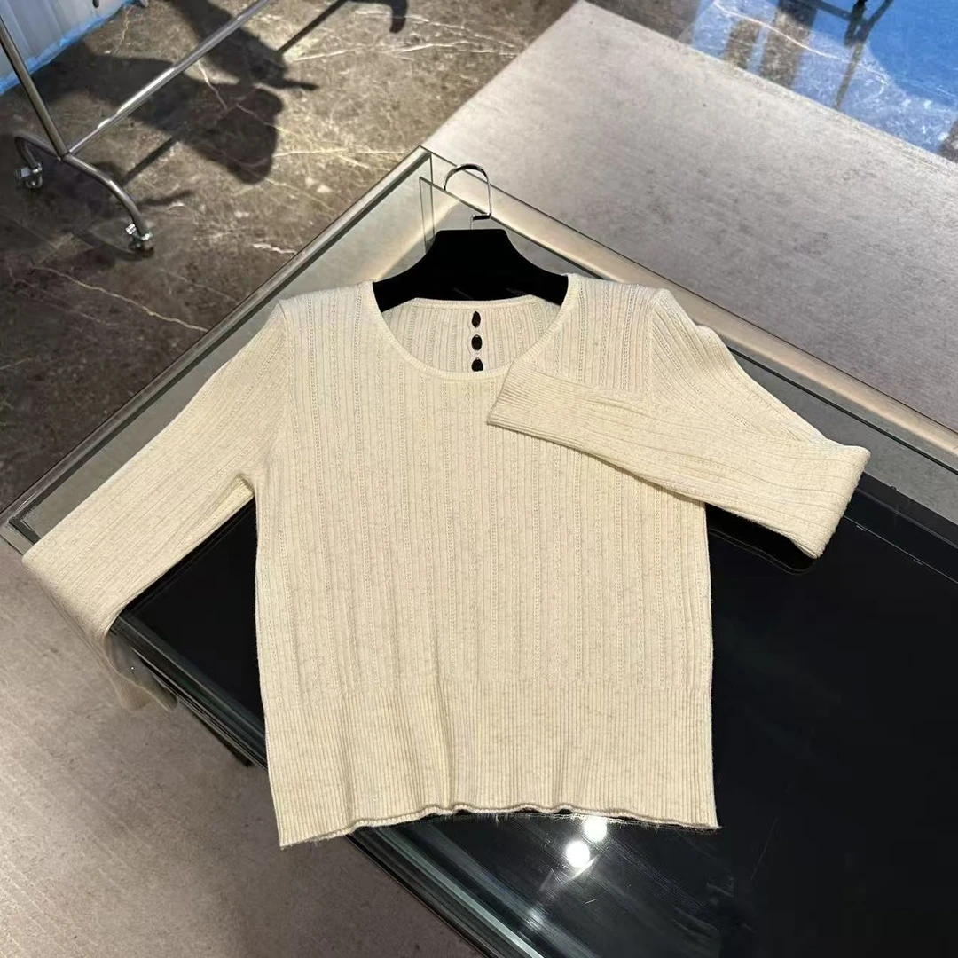 秋季百搭后背镂空针织纯色上衣 J000138