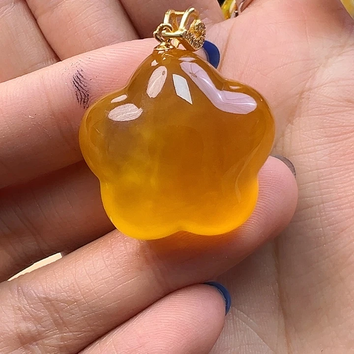 蜜蜡未镶嵌珠宝奇石