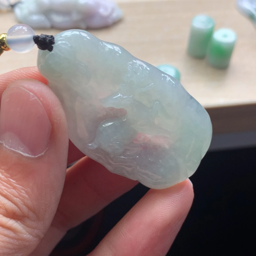 颈饰未镶嵌翡翠吊坠