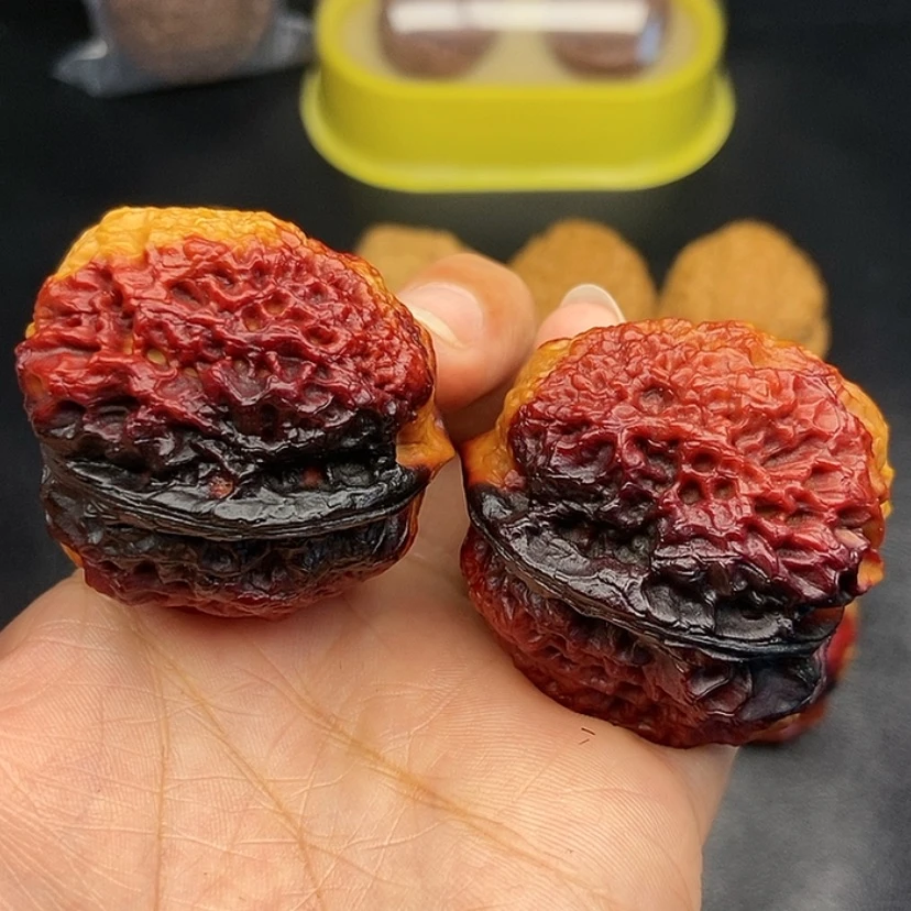 【闪购商品】把件文玩核桃43尺鱼子纹金蟾55克