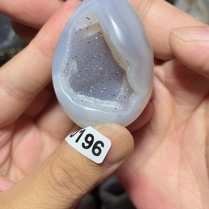 未镶嵌水晶大型摆件（非配饰）