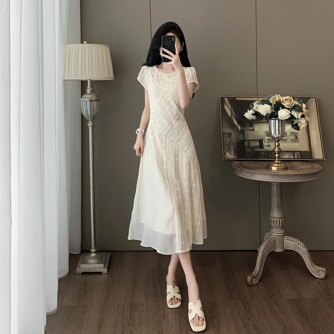 弹力面料气质连衣裙女夏季收腰显瘦高级感法式长款独特漂亮裙子