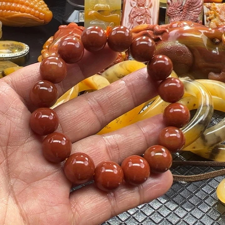 石英质玉（黄龙玉）颈饰未镶嵌