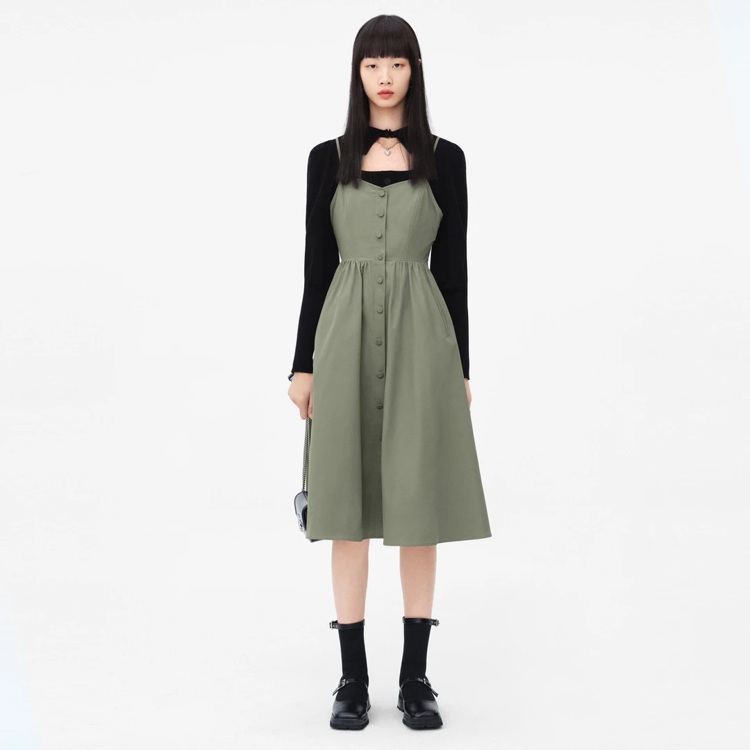 L571气质吊带连衣裙 鸟撤柜女装 一线品牌 剪牌青仓