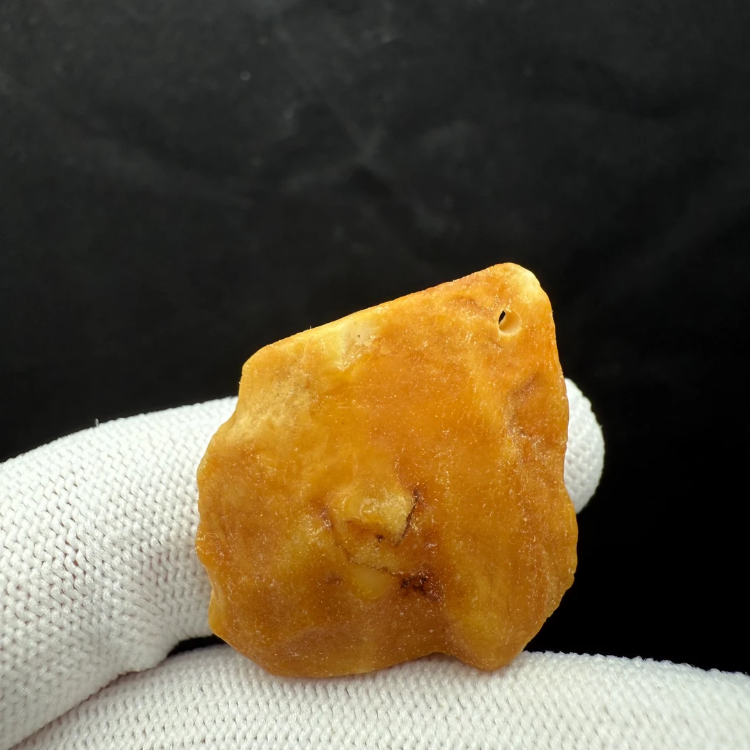 B5426天然原矿蜜蜡微瑕特价原皮吊坠27*33.7mm支持复检