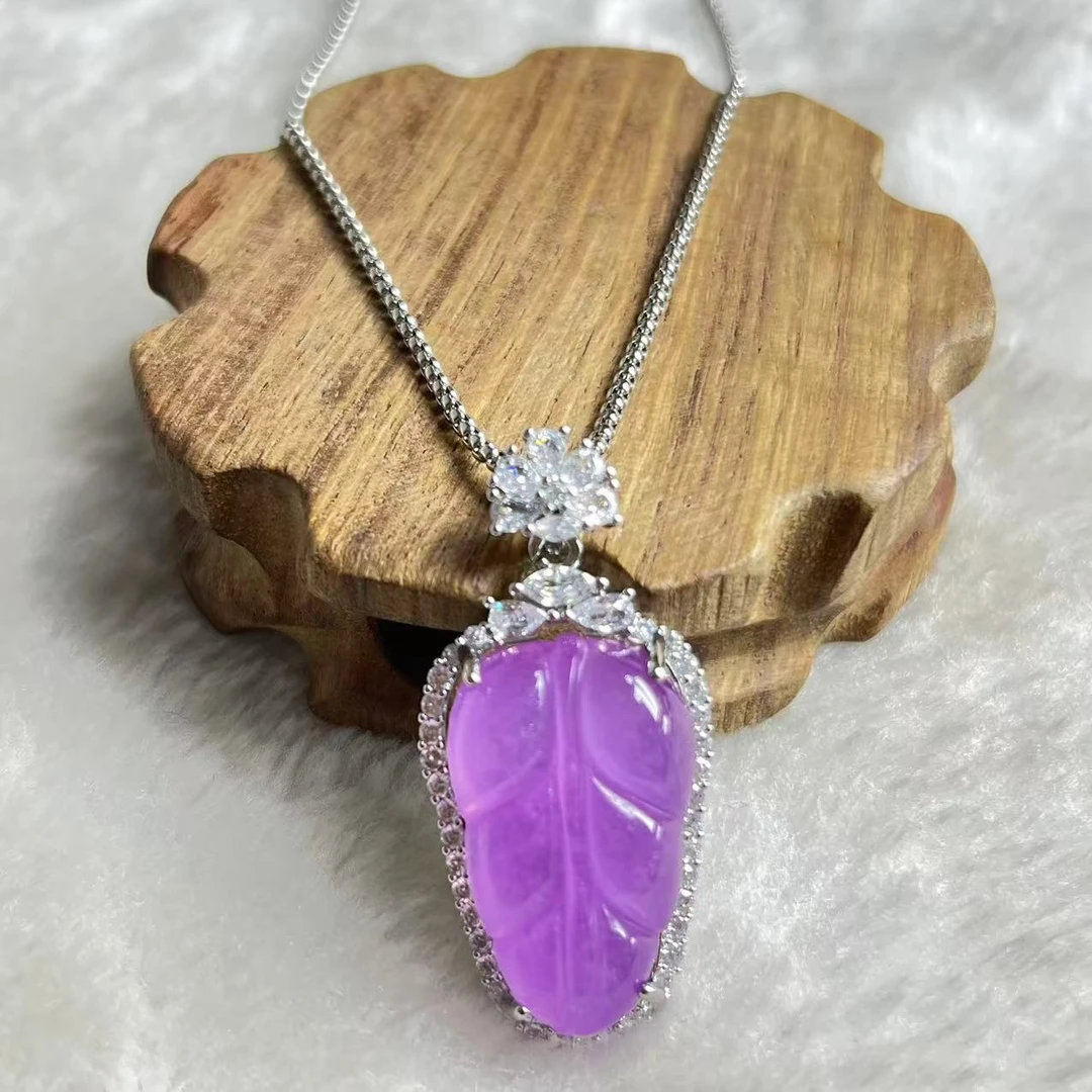 紫叶子时尚吊坠美观大气美轮美奂